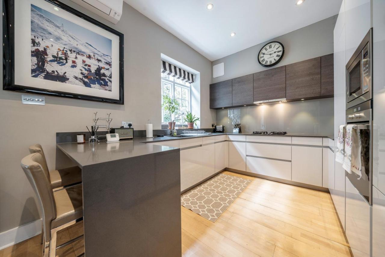 Luxurious Mews House Next To Hyde Park Apartment Londra Exterior foto